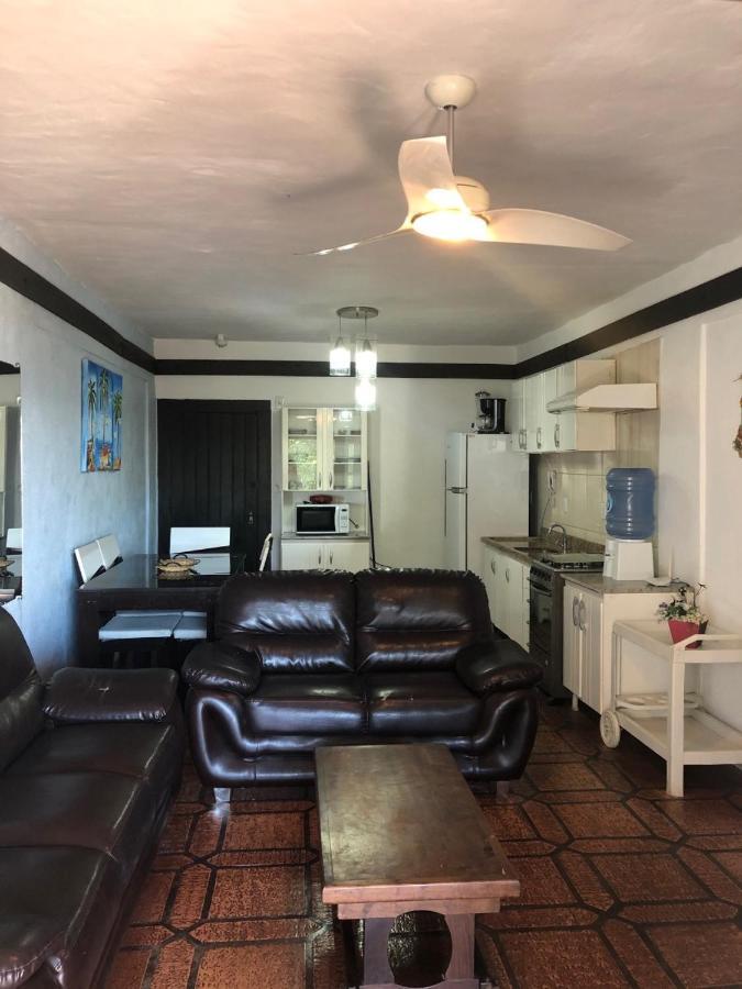 Apartamento Frente Mar Com 02 Suites Бомбиньяс Экстерьер фото